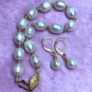 14K Gold Plated Natural White South Sea Pearl Bracelet & Earrings Set